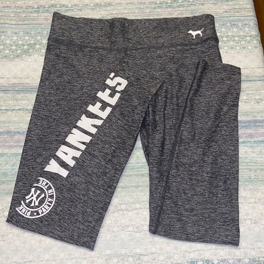 NYY Victoria’s Secret PINK Grey Leggings Medium